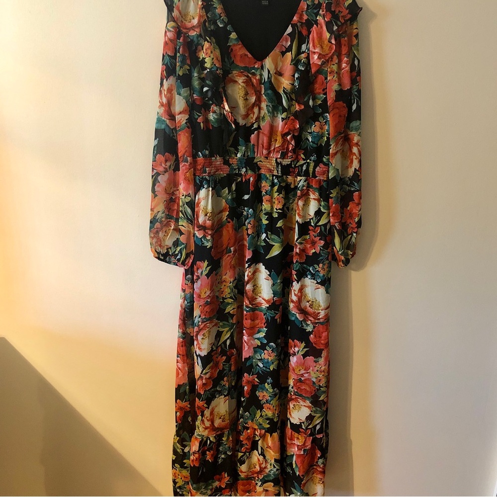 R&K Long Sleeve, Floral, Maxi Dress